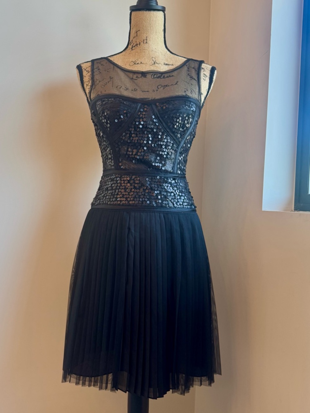 BCBGMaxAzria Sexy Elegant Black Sequin Mesh Pleated Mini Dress
